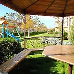 Oxygen Apartment